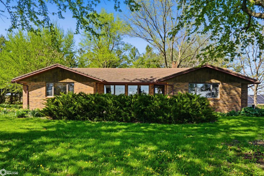 Photo of 1062 James Ave. Ave, Winfield, IA 52659 (MLS # 6337659)
