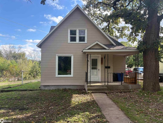 207 PARK AVE, IOWA FALLS, IA 50126 - Image 414f581e023bd8517eb08595bd41fe2f/821490440