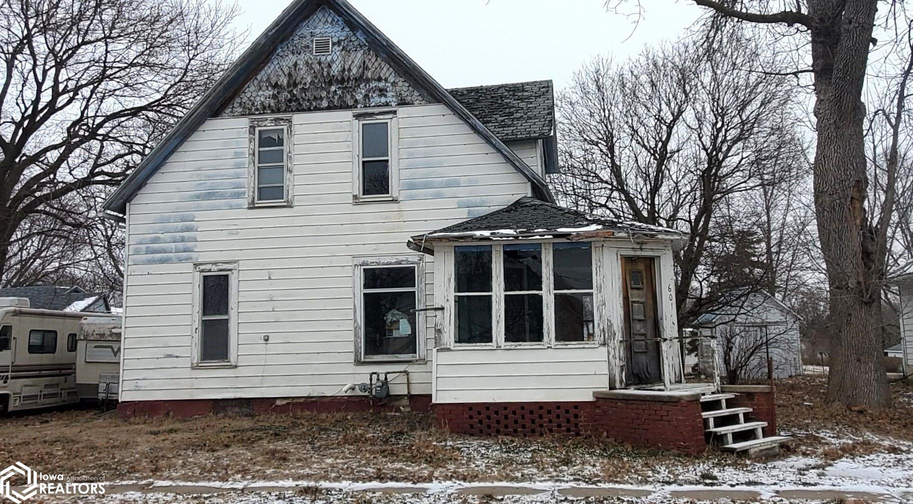 Photo 1 of 15 — 601 State Street, Scranton, IA 51462