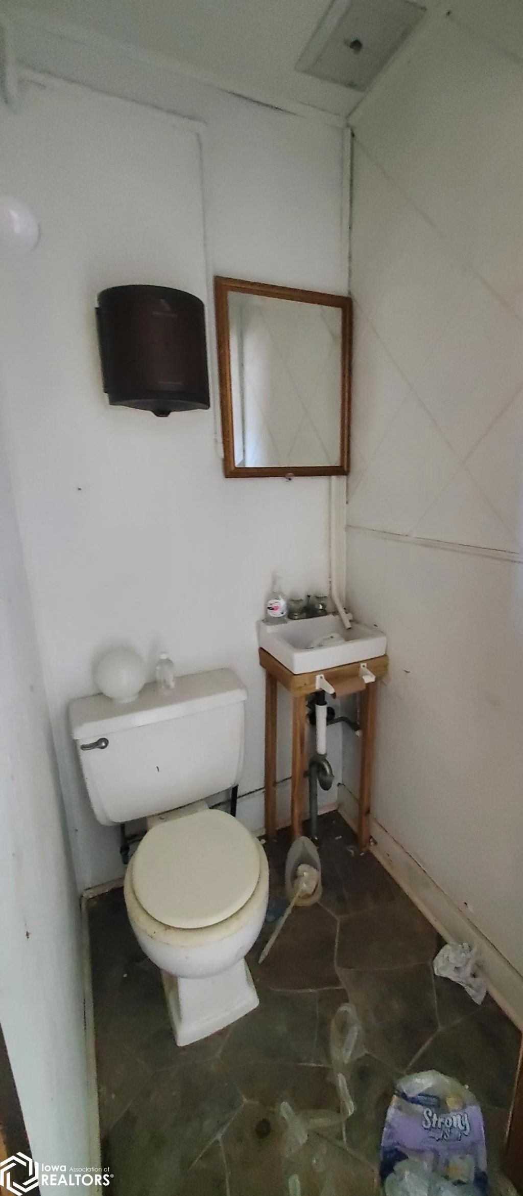 Photo of 600 Main Street, Lowden, IA 52255 (MLS # 6335011)