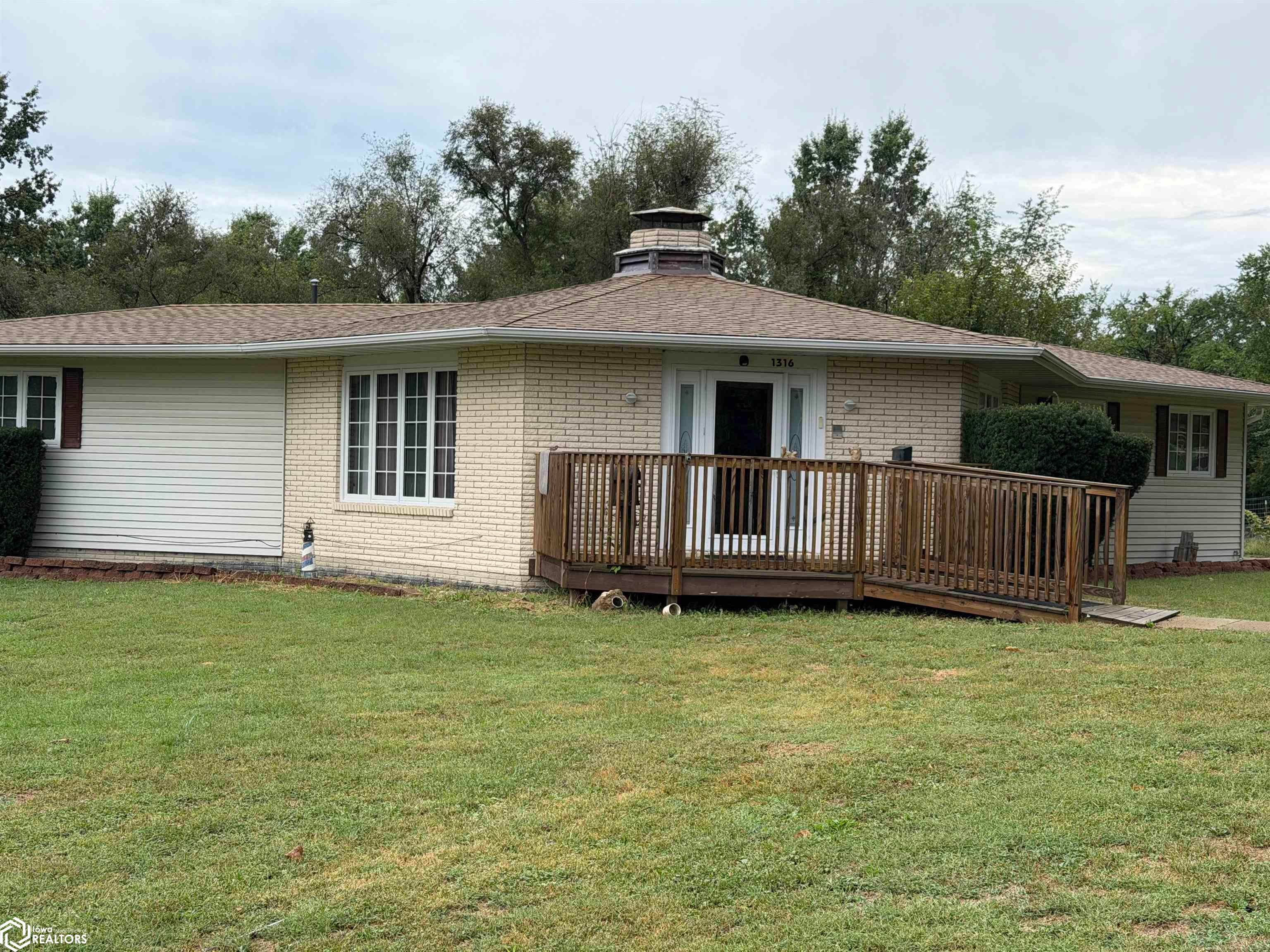 1316 Rock Valley Road