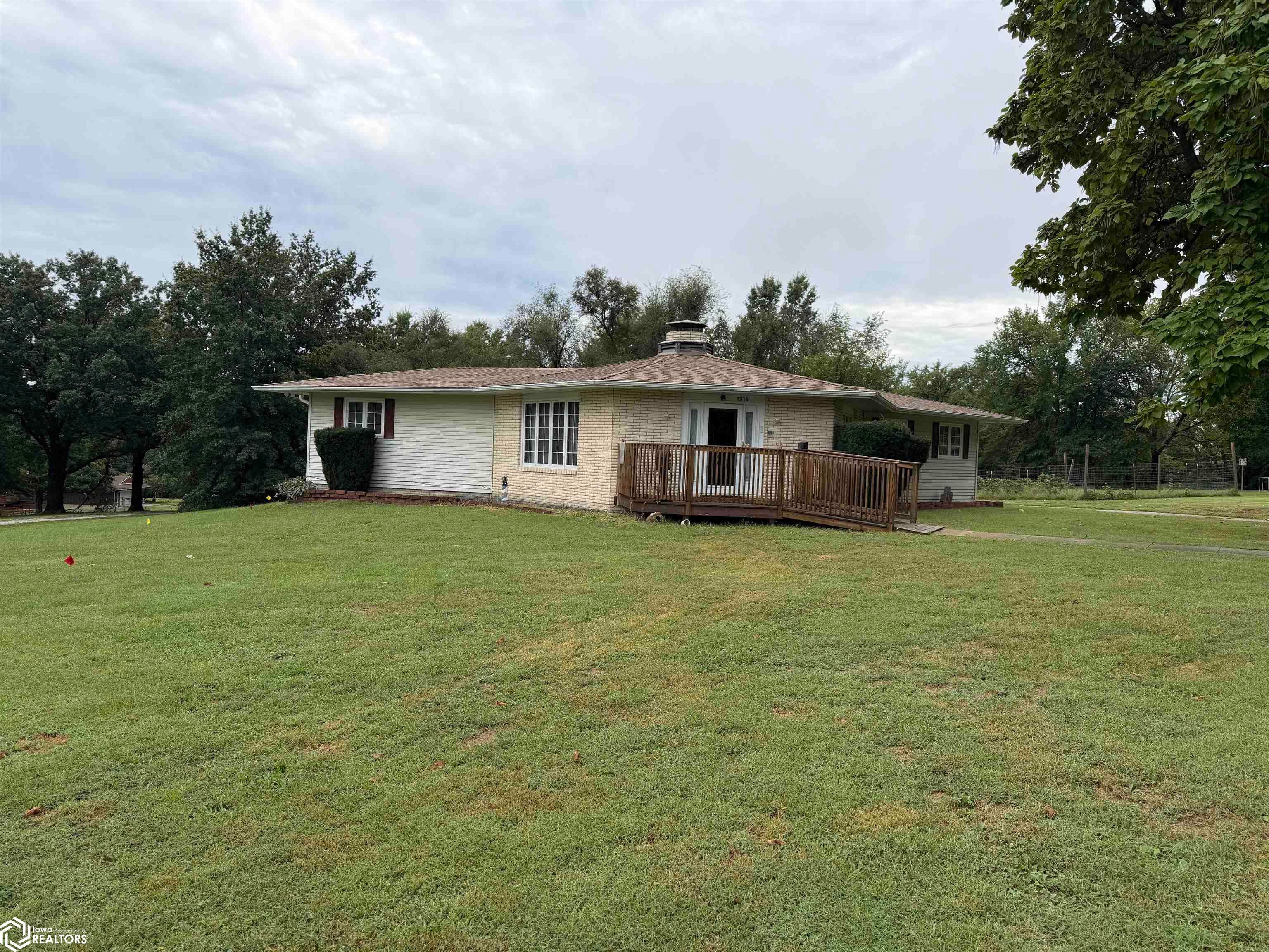 1316 Rock Valley Road