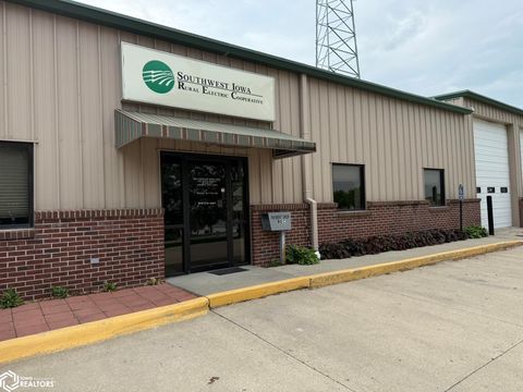 1801 Grove Avenue Corning IA 50841