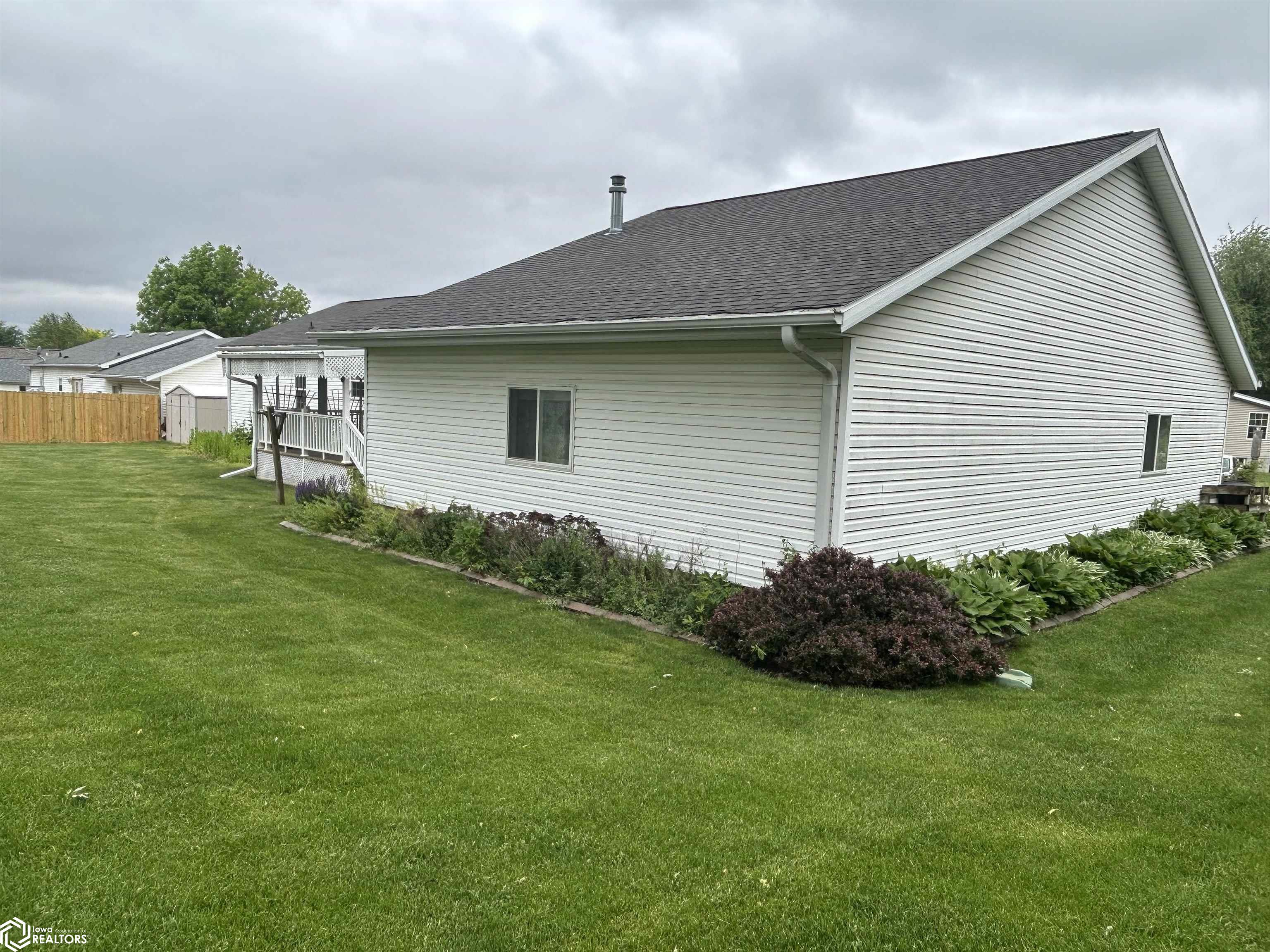 902 Prairie Lane
