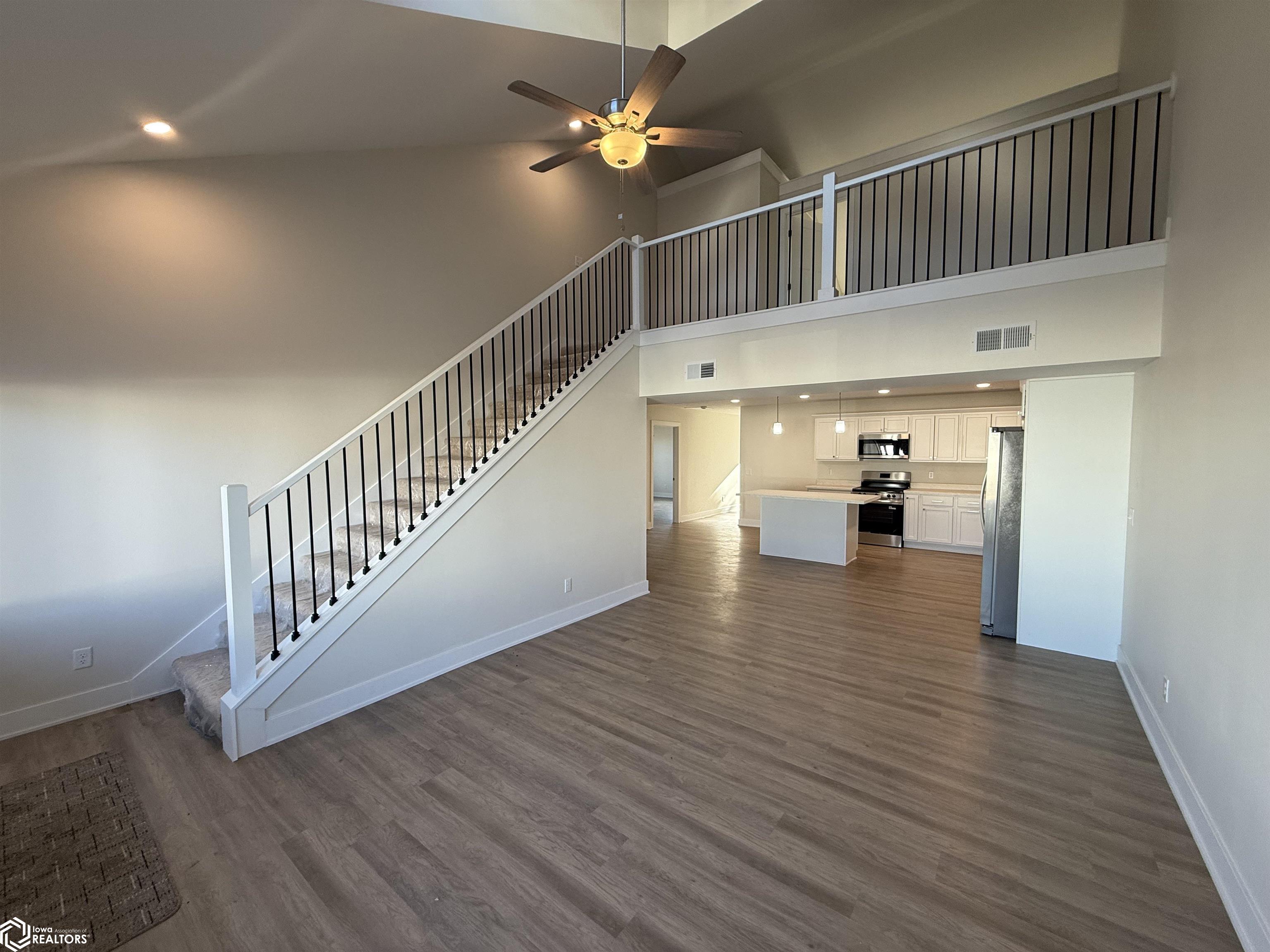 1103 Emerald Cove Drive