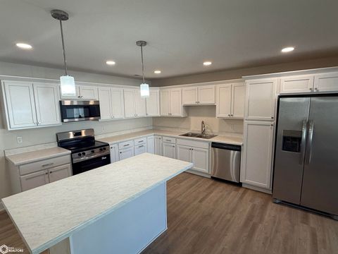 1103 Emerald Cove Drive Clear Lake IA 50428