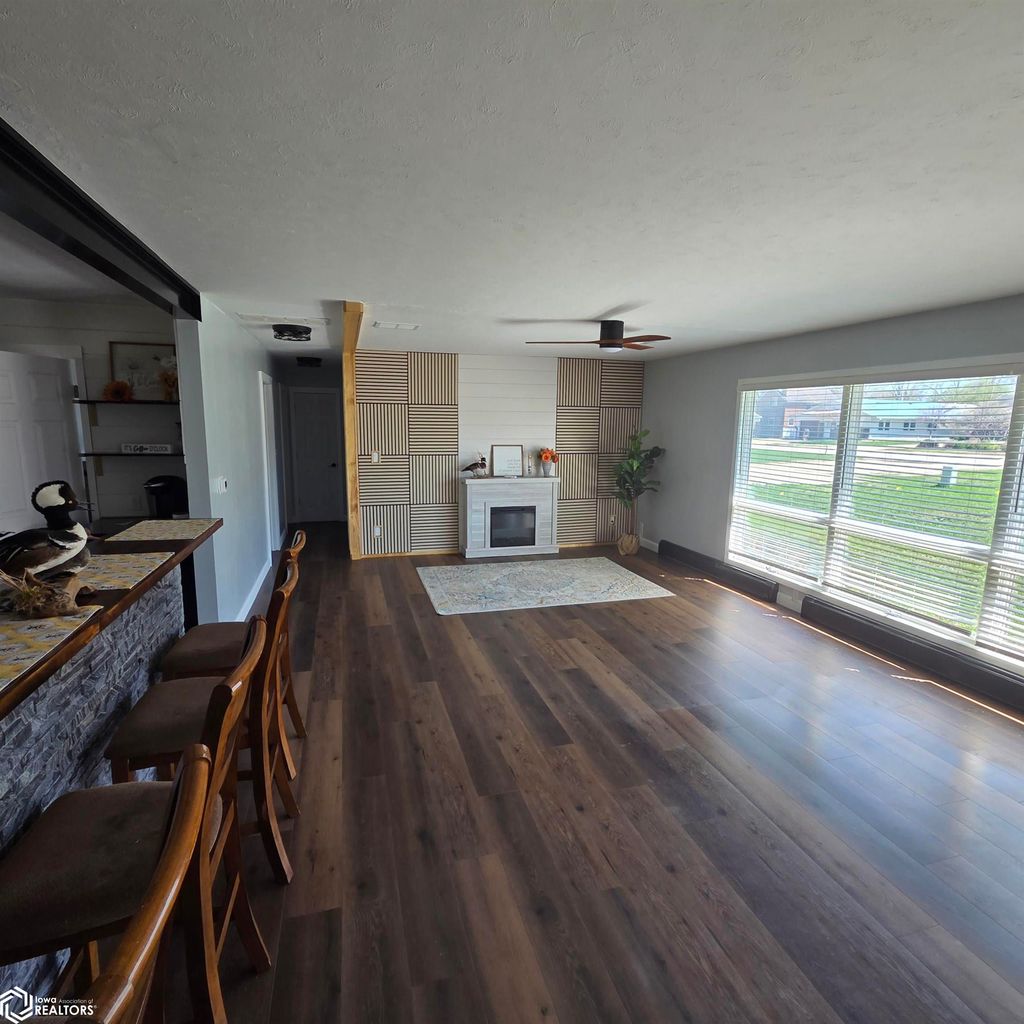 Photo of 2220 Washington Avenue, Iowa Falls, IA 50126 (MLS # 6337479)