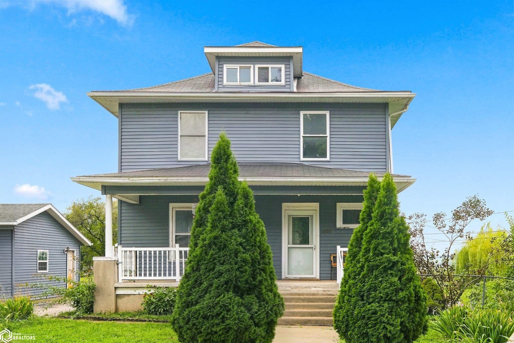 Photo of 1407 Grant Street, Tama, IA 52339 (MLS # 6341531)