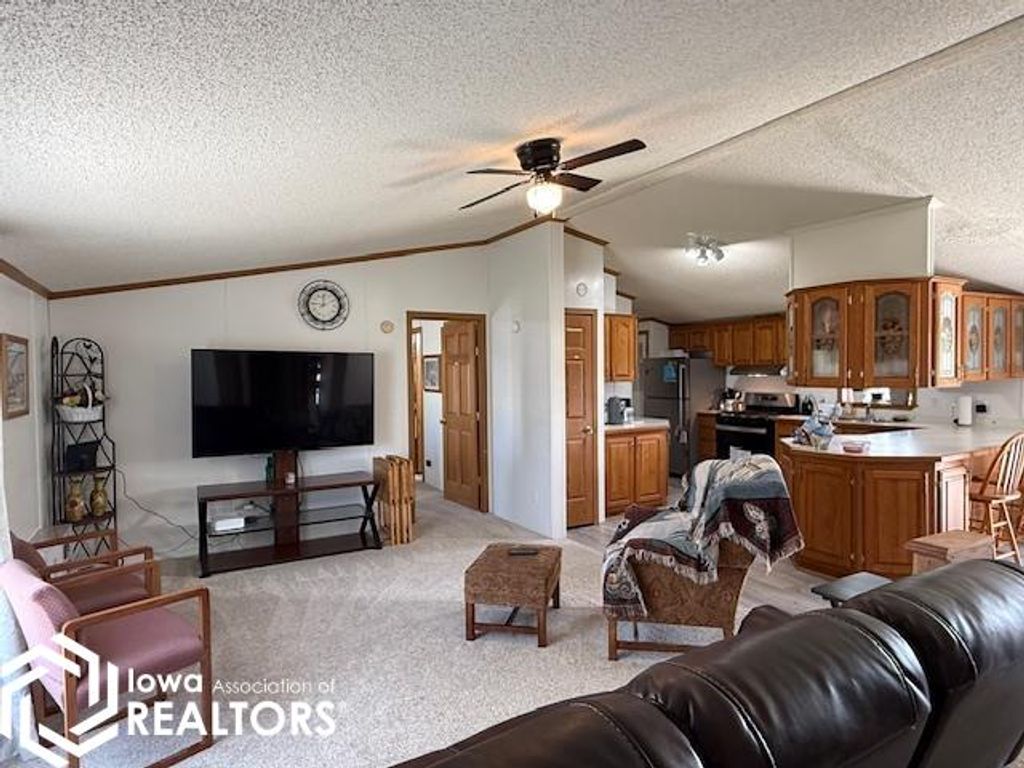 Photo of 502 S Hosta Avenue, Mount Pleasant, IA 52641 (MLS # 6337745)