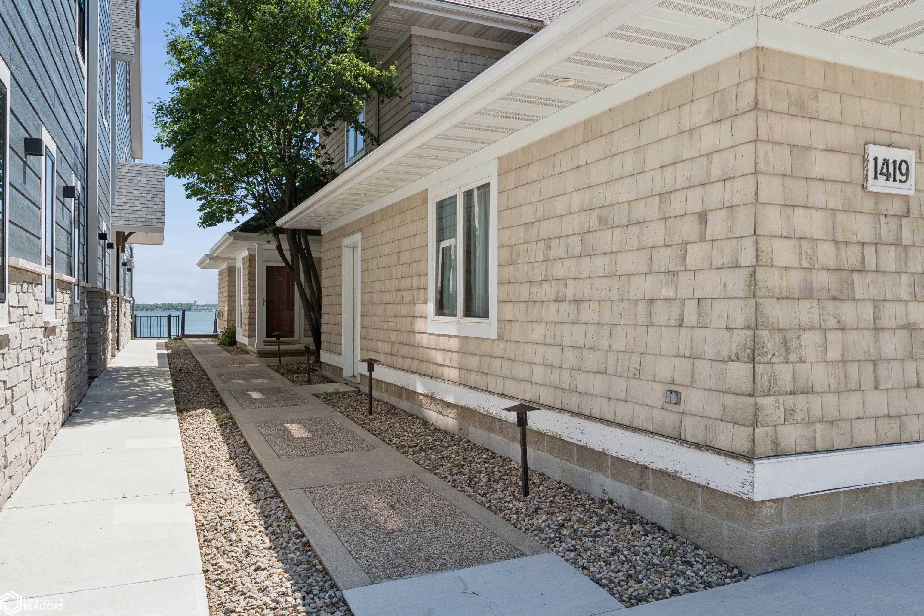 1419 N Shore Drive