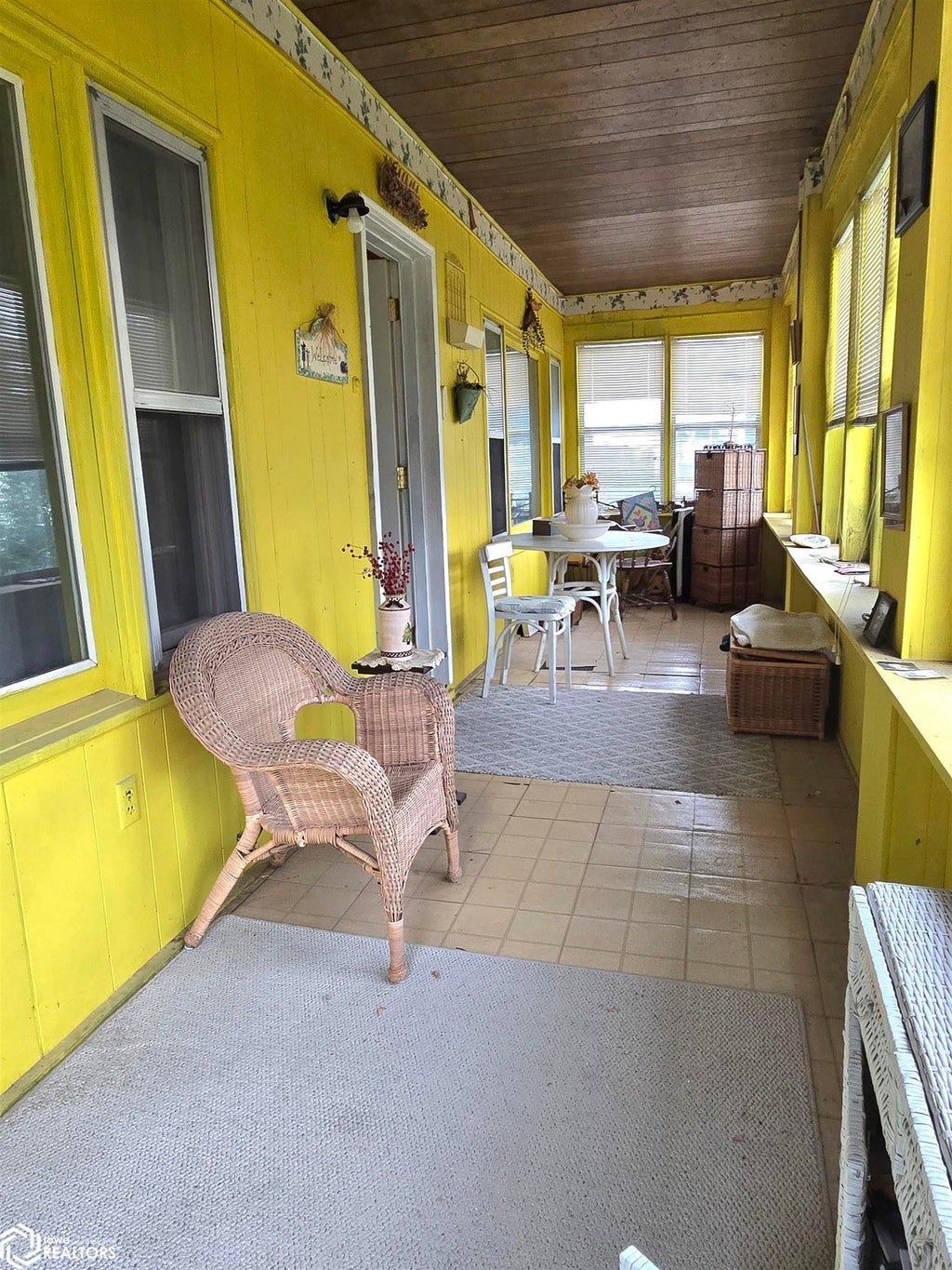 Photo of 1326 Brick Street, Burlington, IA 52601 (MLS # 6341578)