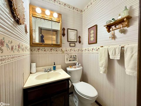 Tiny photo for 311 W State Street, Mount Pleasant, IA 52641 (MLS # 6334248)