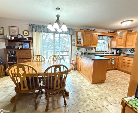 Tiny photo for 311 W State Street, Mount Pleasant, IA 52641 (MLS # 6334248)