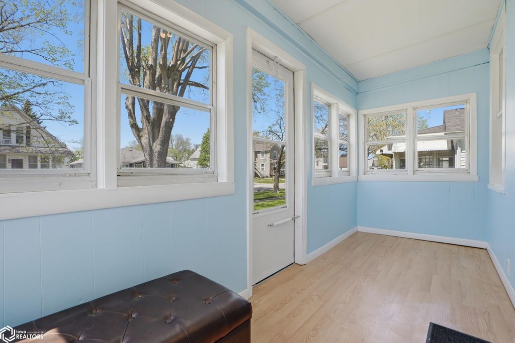 Photo of 220 Spring Street, West Burlington, IA 52655 (MLS # 6337466)