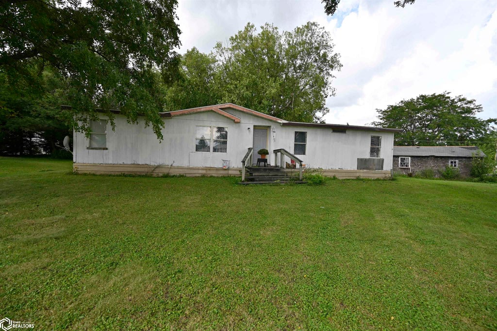 Photo of 1001 2nd Street, Jewell, IA 50130 (MLS # 6342416)