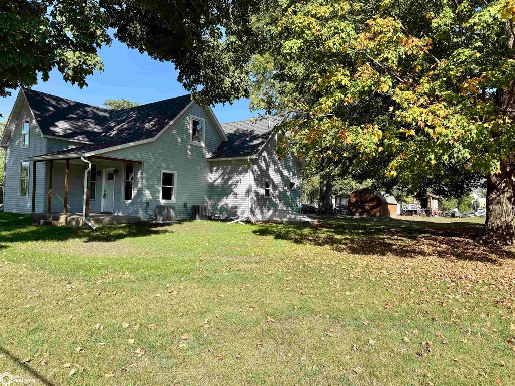 Photo of 103 S Spearman Street, Mount Union, IA 52644 (MLS # 6331597)