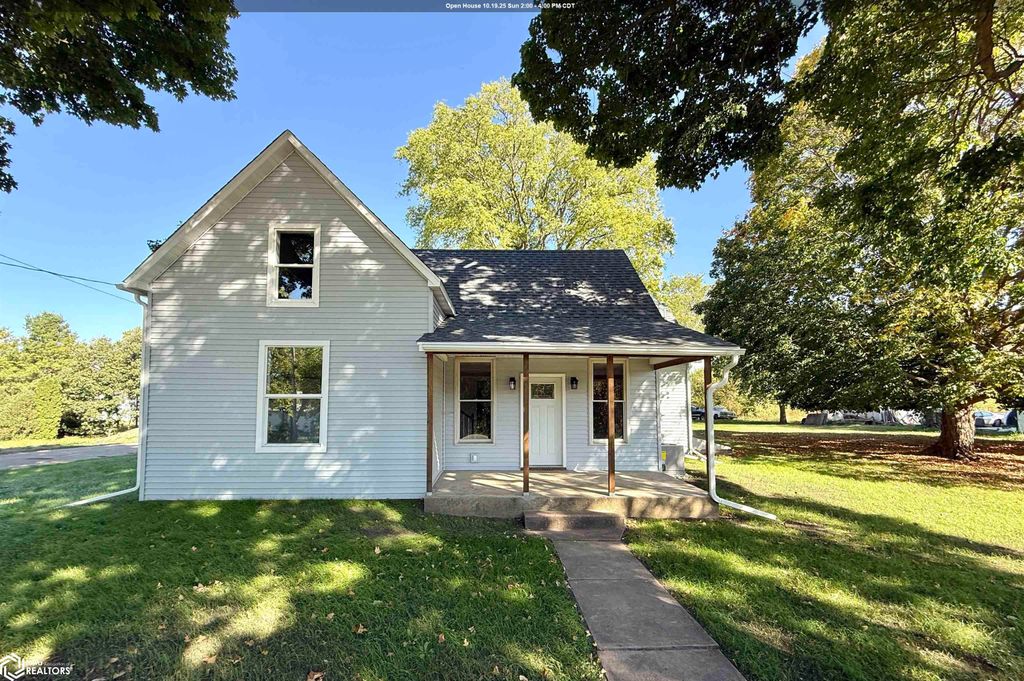 Photo of 103 S Spearman Street, Mount Union, IA 52644 (MLS # 6331597)