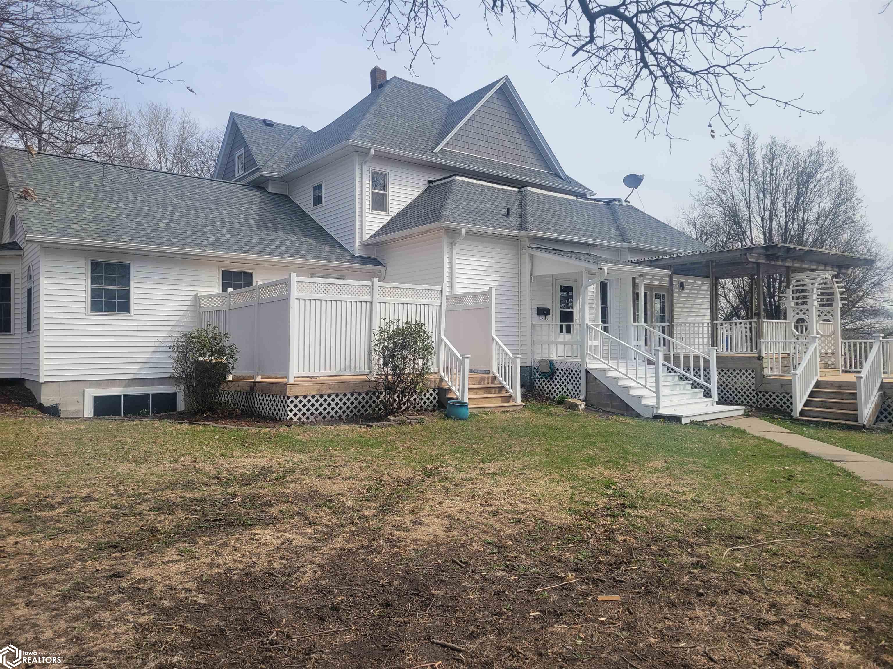 Photo 1 of 49 — 207 W Jackson Street, Mount Ayr, IA 50854