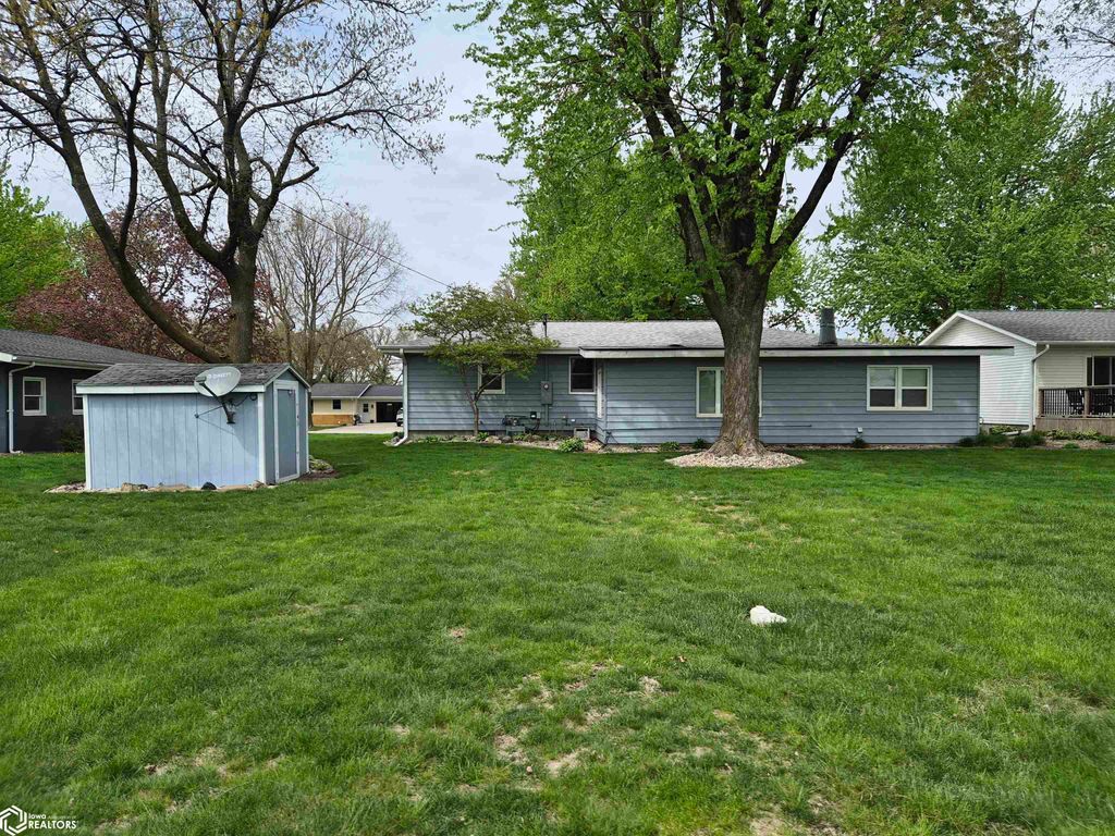Photo of 418 W Chestnut Street, Goldfield, IA 50542 (MLS # 6337720)