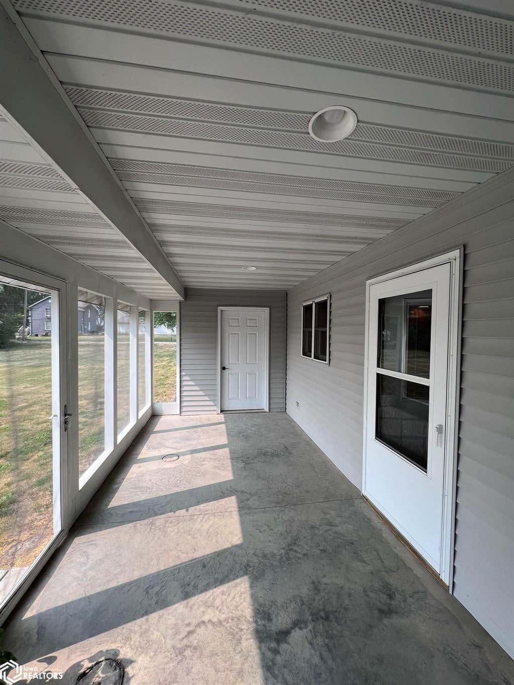 Photo of 201 N Jay Street, Mount Pleasant, IA 52641 (MLS # 6341571)
