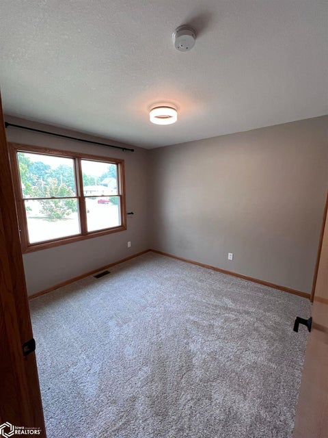 Tiny photo for 201 N Jay Street, Mount Pleasant, IA 52641 (MLS # 6341571)