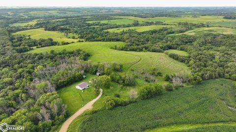 3052 Rose Ave. Menlo IA 50115