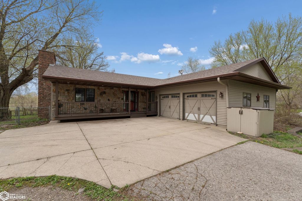 Photo of 36778 Holtan Ln Ln, Forest City, IA 50436 (MLS # 6337670)