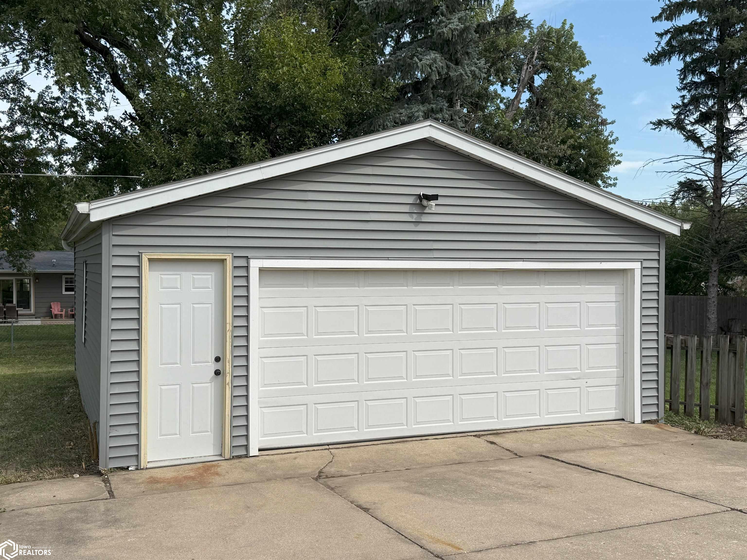 703 Arlington Drive
