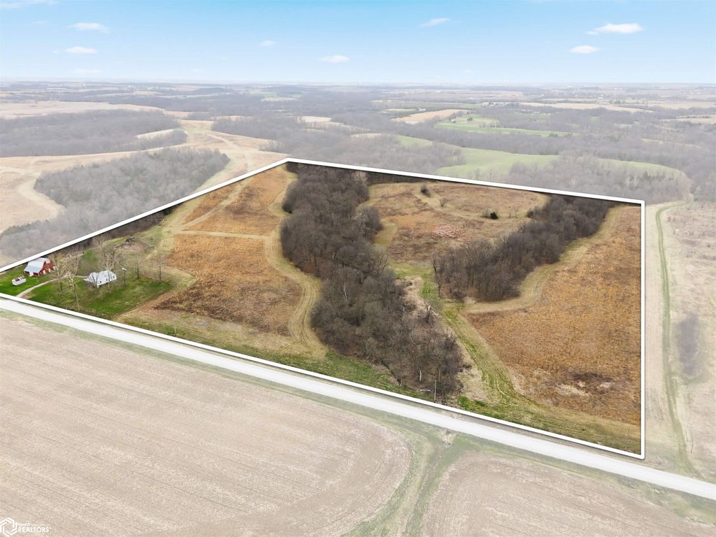 Photo of 1403 190Th Street, Mount Pleasant, IA 52641 (MLS # 6336849)