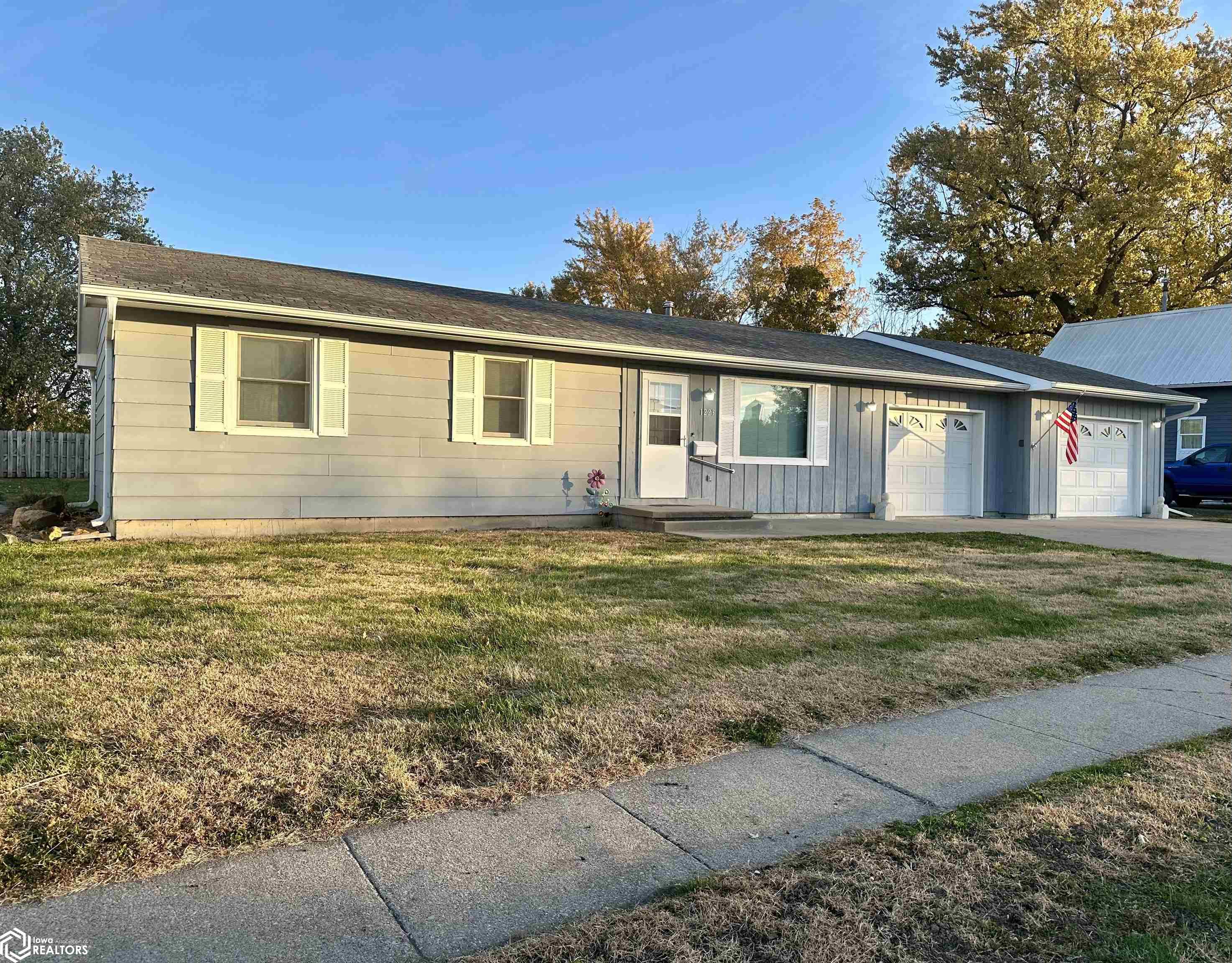 1223 Roland Avenue