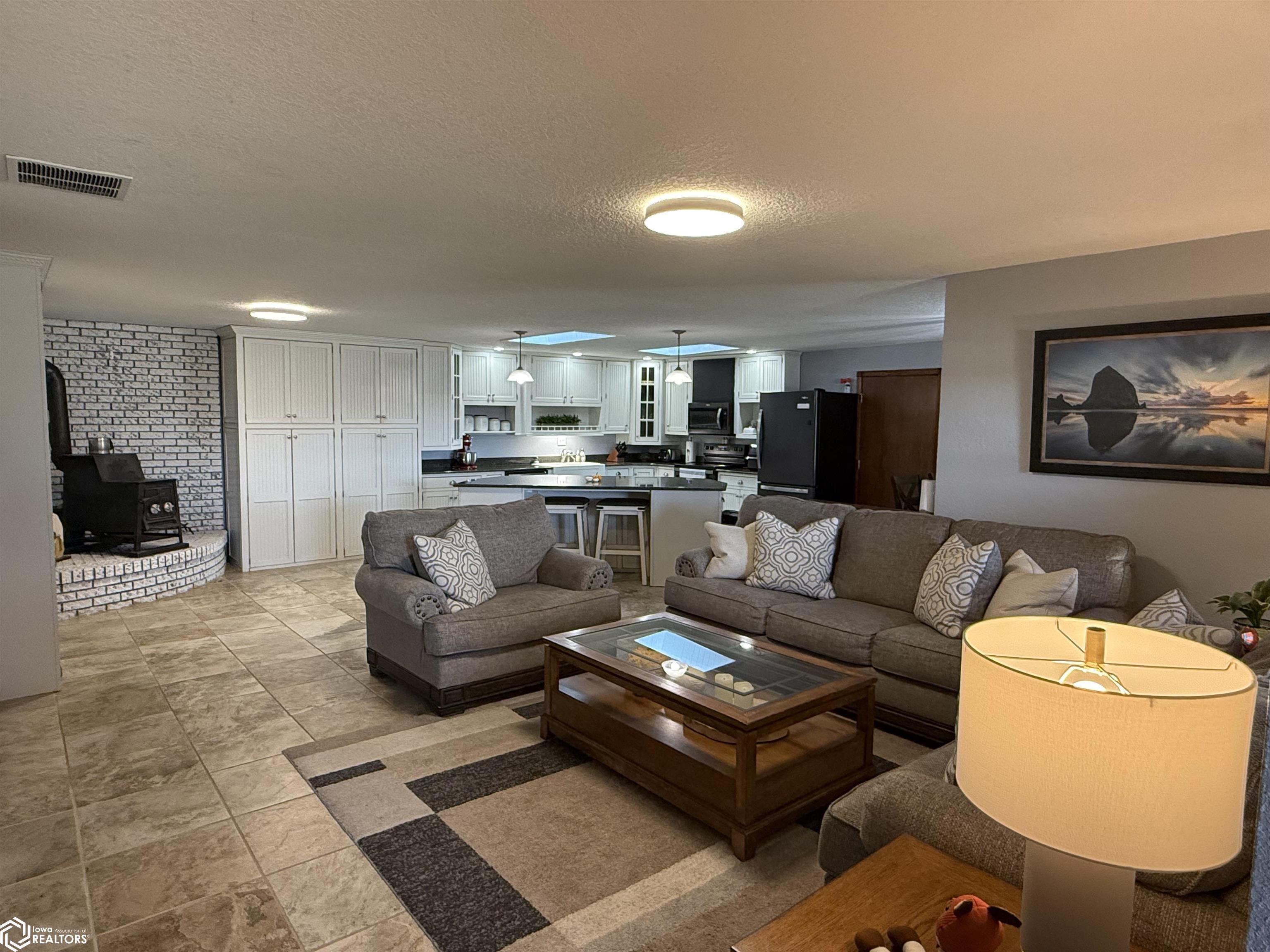 19217 County Highway D20