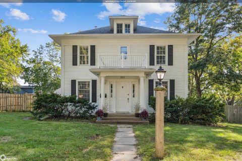 301 Union Street Pella IA 50219