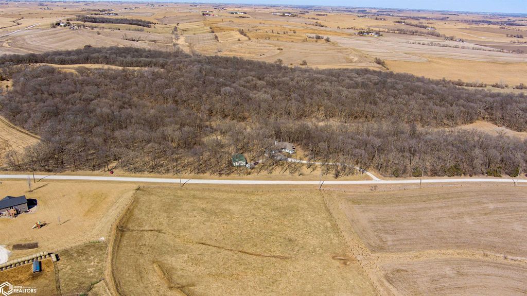 Photo of 53034 Elmtree Road, Griswold, IA 51535 (MLS # 6336239)