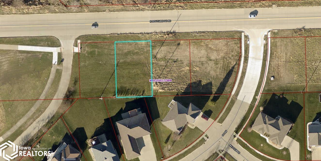 Photo 1 of 1 — 803 E Southridge Road, Marshalltown, IA 50158