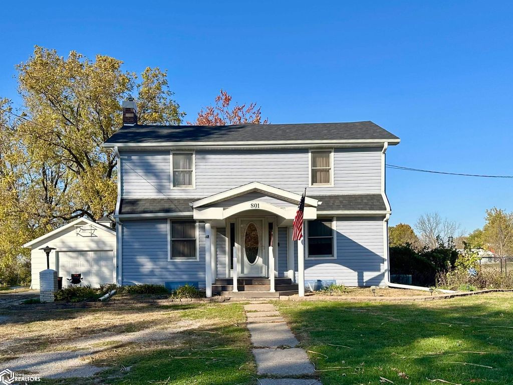Photo of 801 Curtis Avenue, Chariton, IA 50049 (MLS # 6333465)
