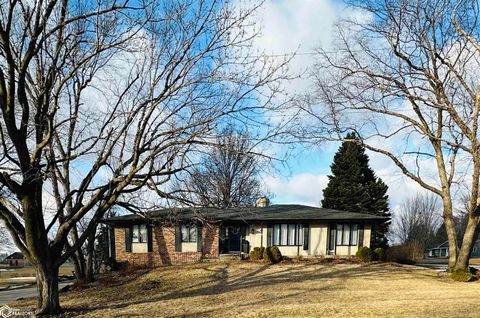 Tiny photo for 1301 Main St St, Ackley, IA 50601 (MLS # 6335435)