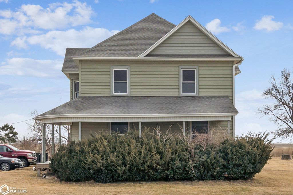 Photo of 1750 140th Street, Mount Pleasant, IA 52641 (MLS # 6336119)