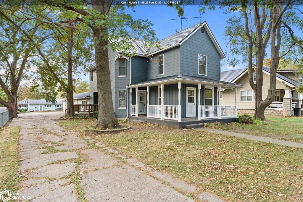 Photo of 106 S Clark Street, Winfield, IA 52659 (MLS # 6333173)