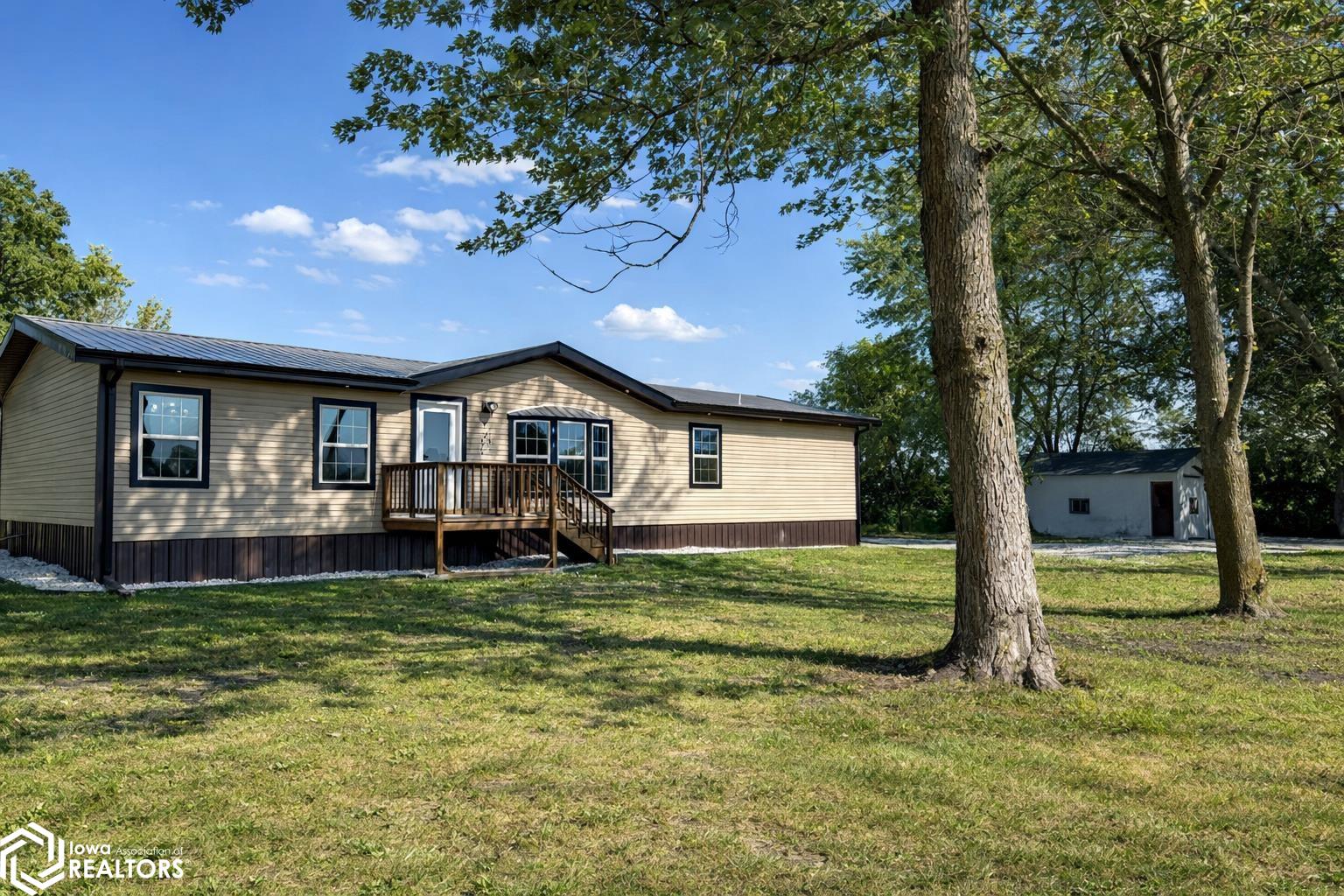 Photo 1 of 32 — 1311 S Main Street, Osceola, IA 50213