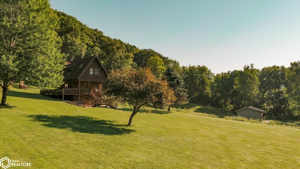 2342 GARLAND LN, DORCHESTER, IA 52140 - Image 5b5dcbc7b3214ba47ed200e7b357fc6e/3850772435