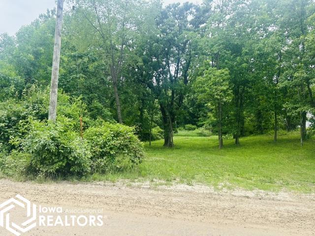 Photo 1 of 2 — 206 Woodland Road, Montezuma, IA 50171