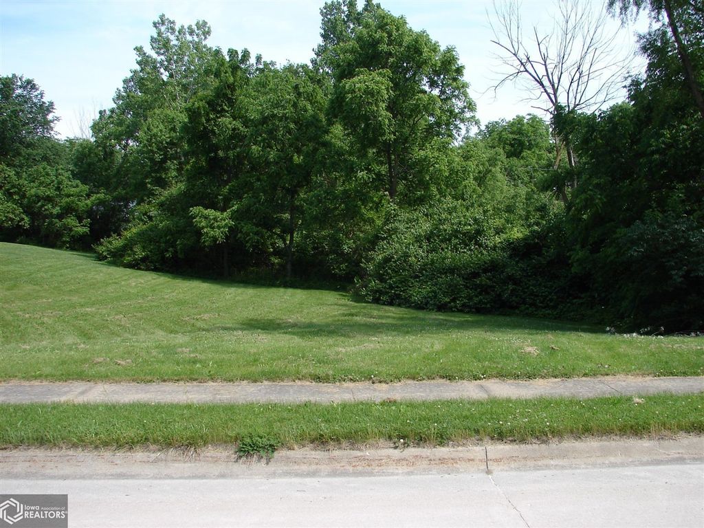 Photo of 0 Clay Street W, Mount Pleasant, IA 52641 (MLS # 6205352)