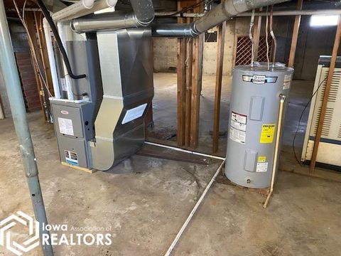 Tiny photo for 2423 Juniper Avenue, Libertyville, IA 52567 (MLS # 6334234)