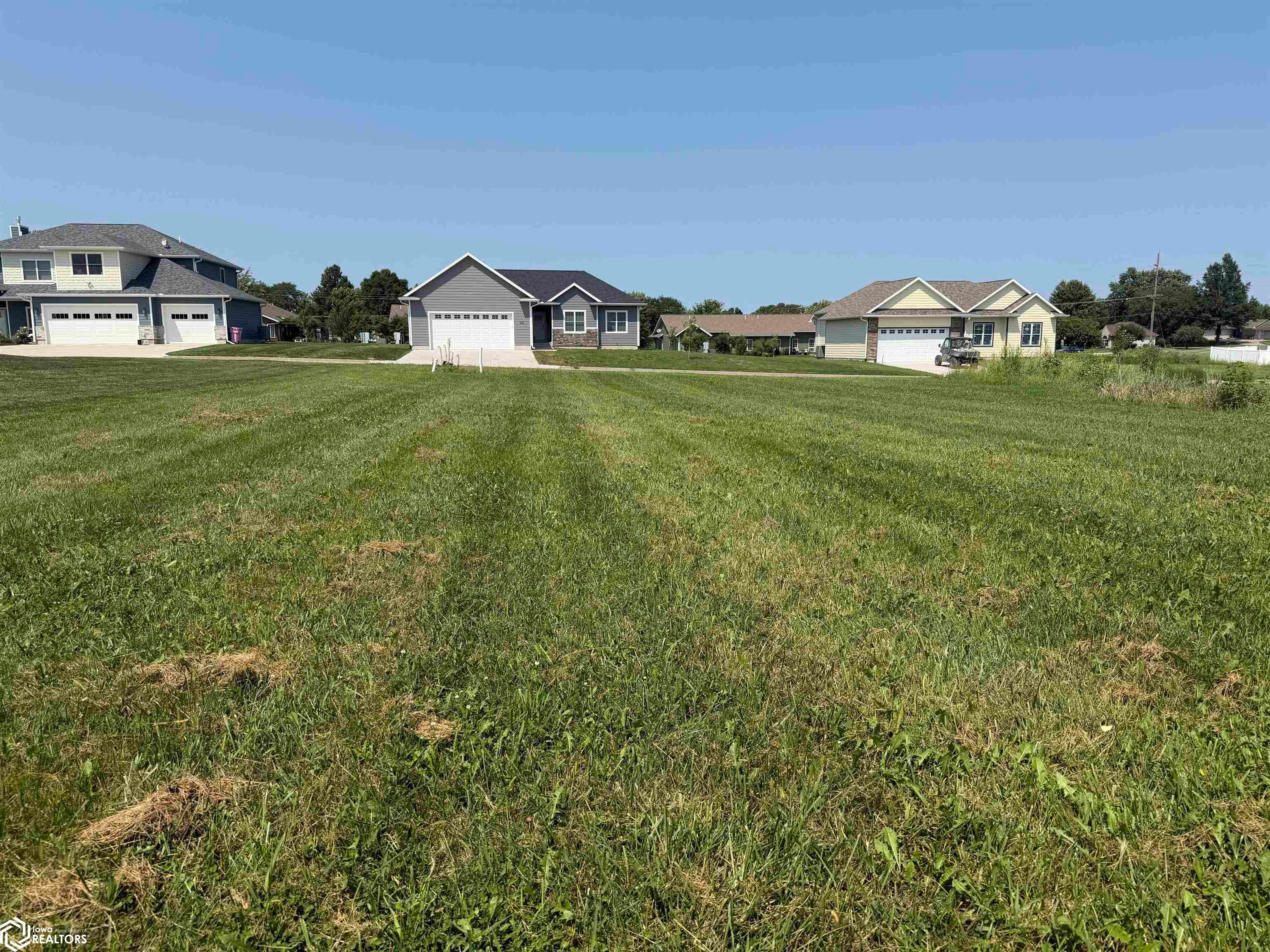 Lot 21 Benton Avenue E