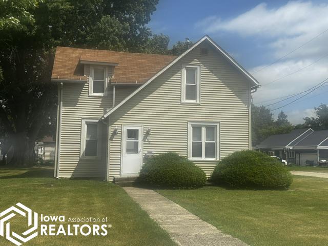 Photo 1 of 12 — 484 Center Street E, Britt, IA 50423