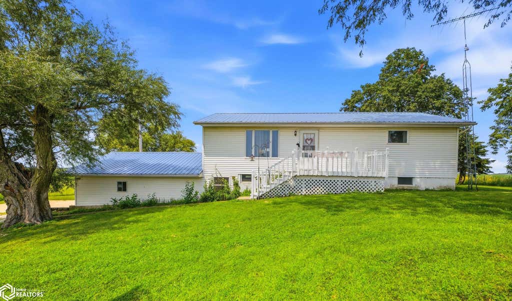 Photo of 2109 235Th Street, Mount Pleasant, IA 52641 (MLS # 6341244)