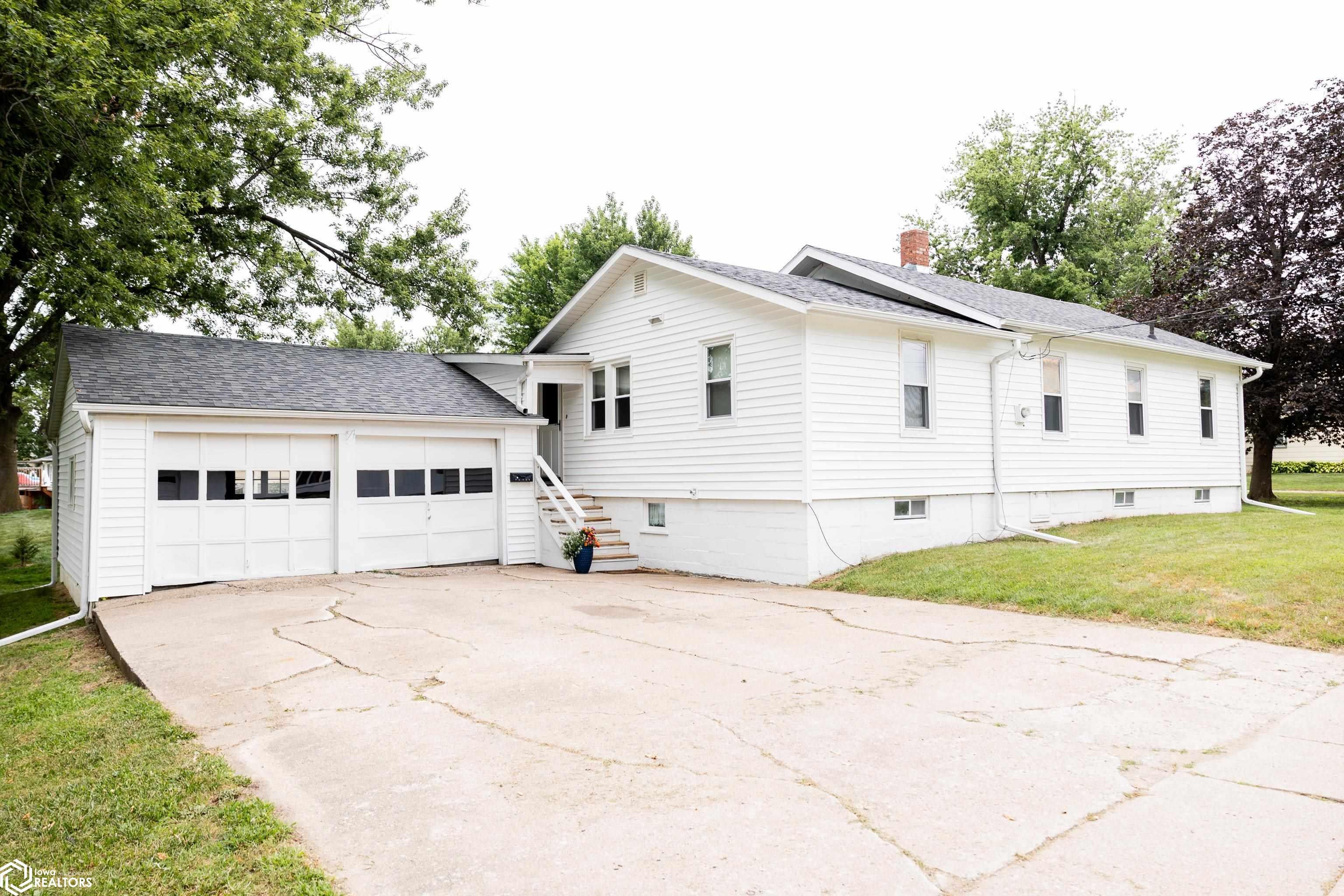 1001 N 8Th Street