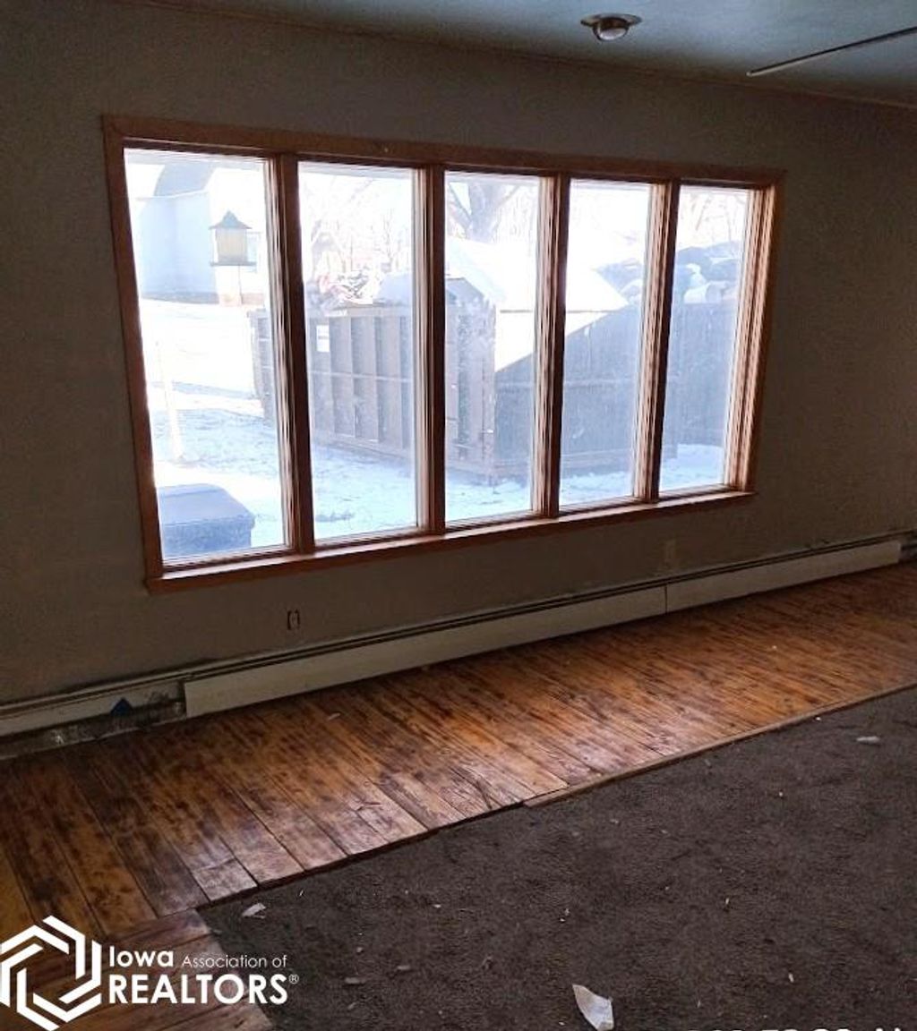 Photo of 503 W 4th Street, Sanborn, IA 51248 (MLS # 6335459)