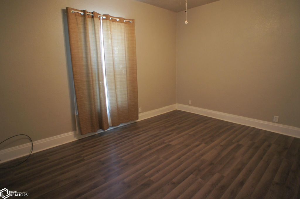 Photo of 1116 Bank Street, Webster City, IA 50595 (MLS # 6337609)