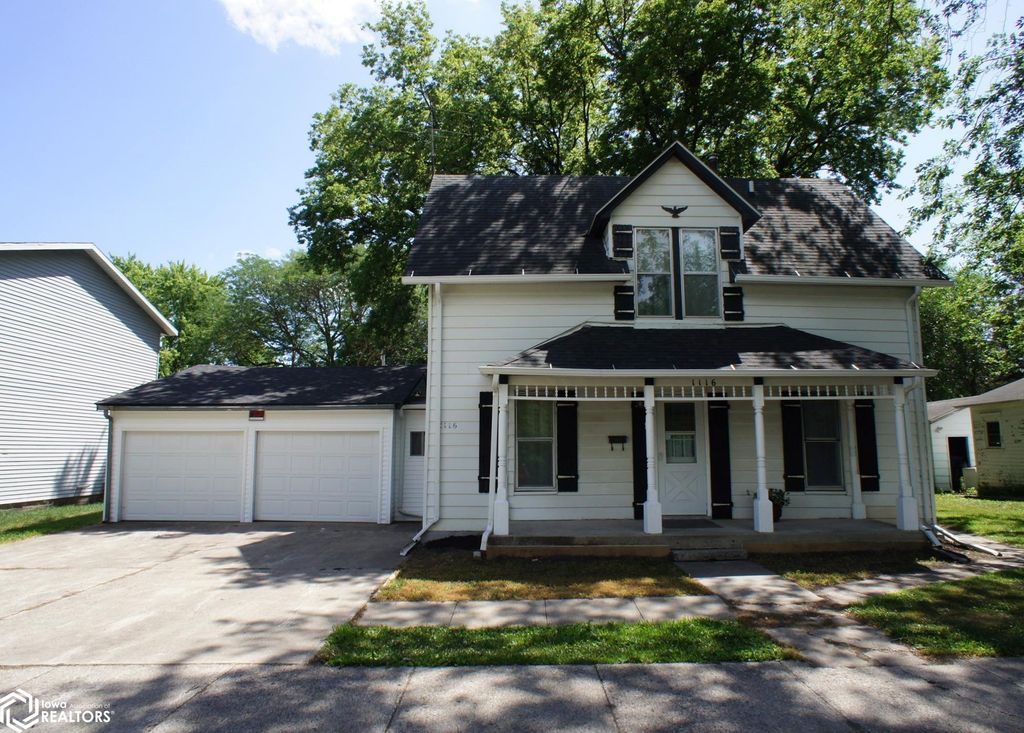 Photo of 1116 Bank Street, Webster City, IA 50595 (MLS # 6337609)